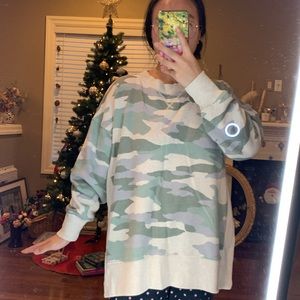 Aeries| soft cute sweatshirt size:S/M